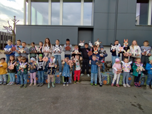 Osterhasen, Teamarbeit und leuchtende Kinderaugen