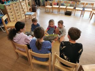 Schweizer Vorlesetag mit der Göttiklasse